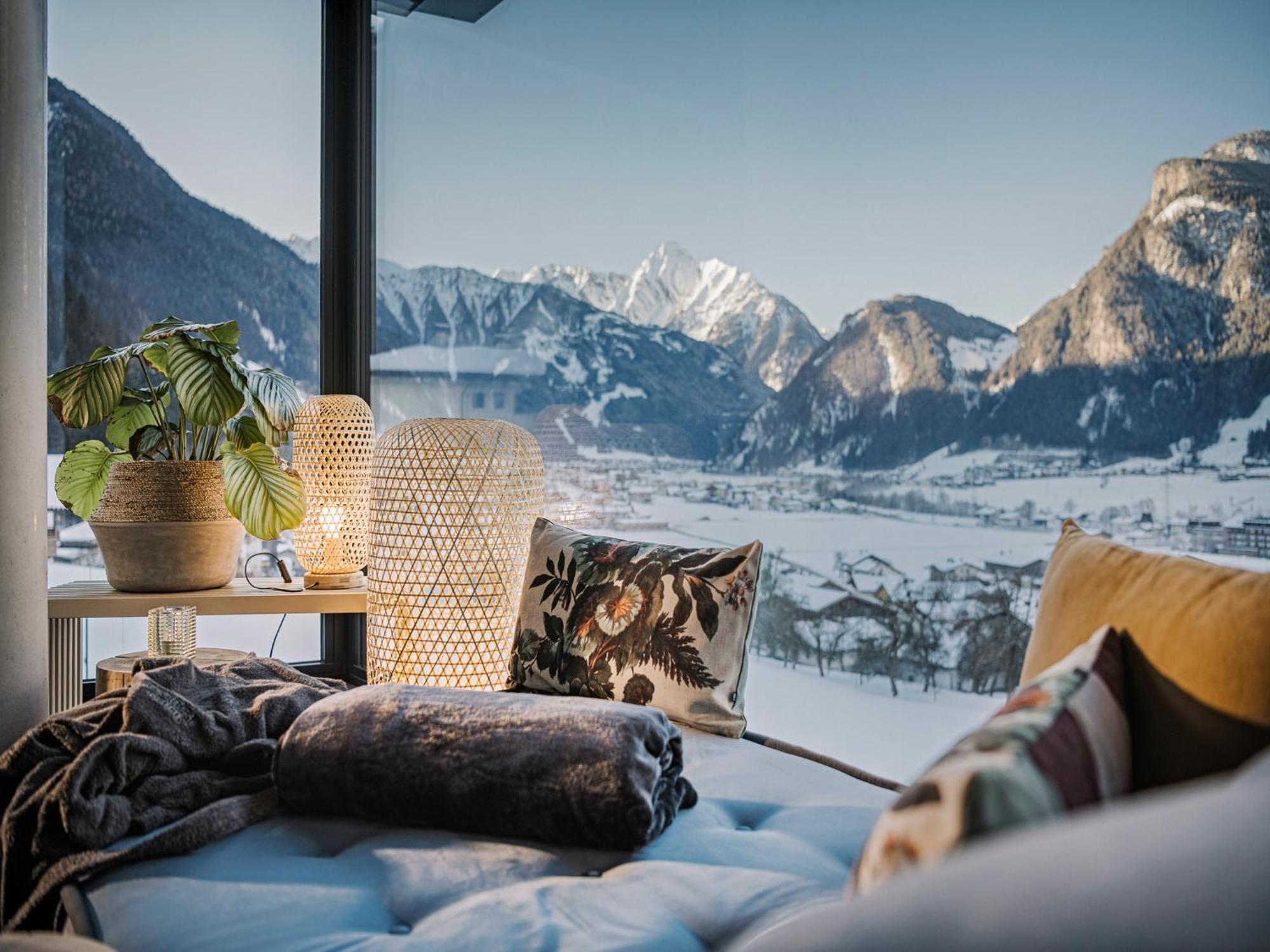 Coolnest Hotel Mayrhofen Exterior photo