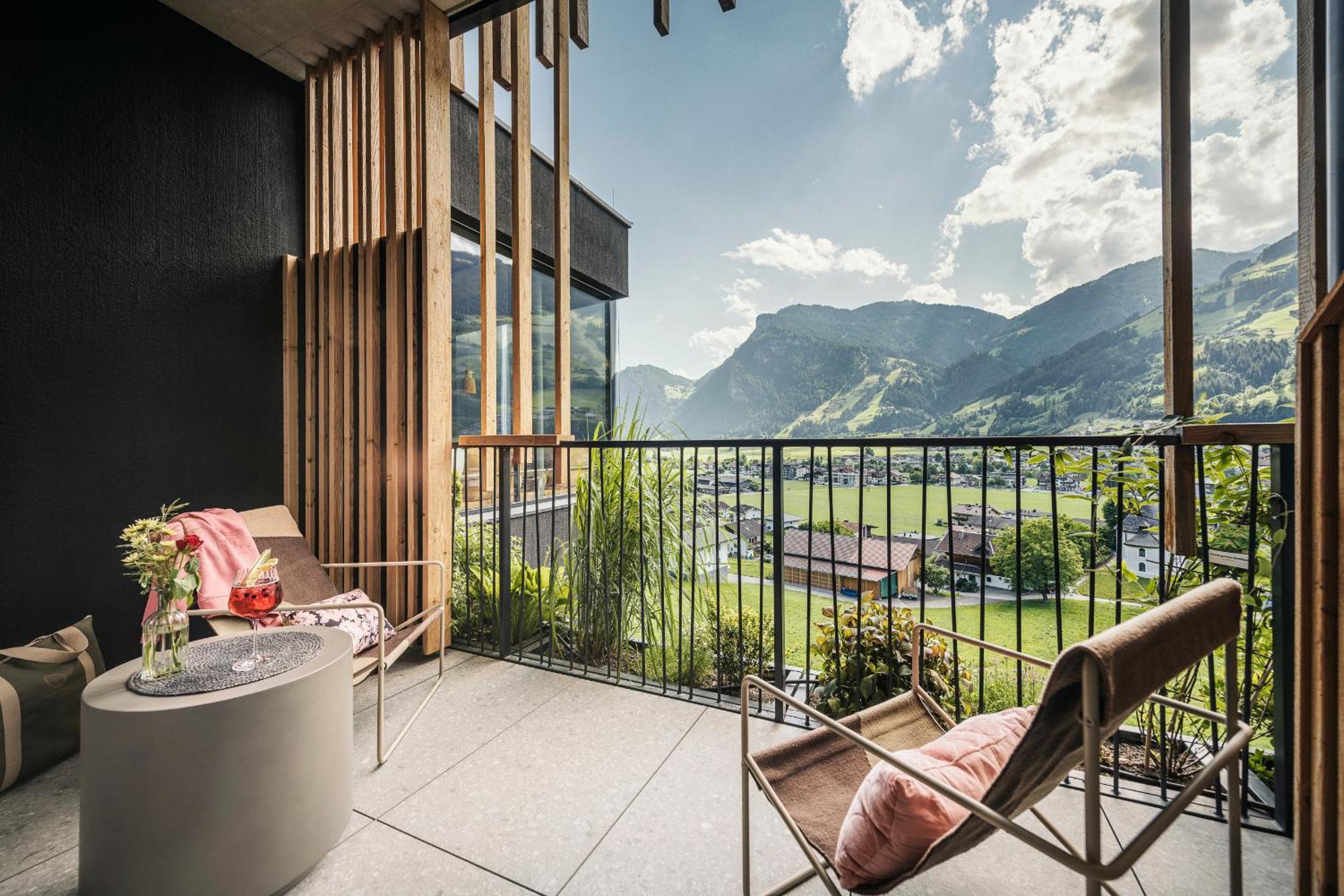 Coolnest Hotel Mayrhofen Exterior photo